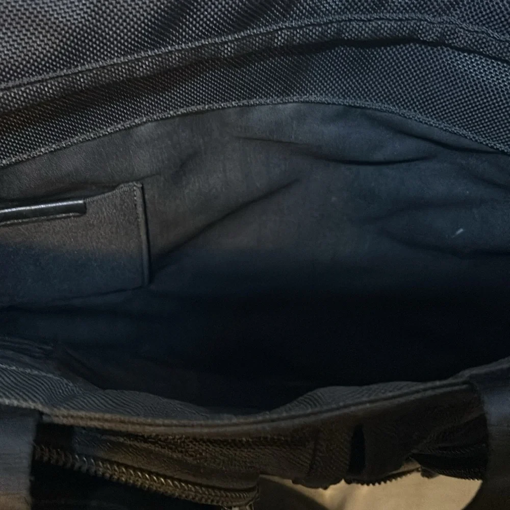Authentic TUMI 16